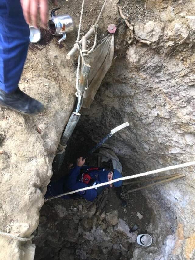 Zengin Olma Hayali Kuran Defineciler, Brandanın Altında Suçüstü Yakalandı Zengin Olma Hayali Kuran Defineciler, Brandanın Altında Suçüstü Yakalandı