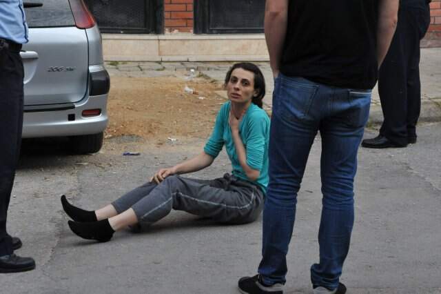 2 Çocuk Babası Eşini Bıçaklayarak Öldüren Kadın Hakim Karşısına Çıktı: Benden Sapıkça İsteklerde Bulundu Yatak Odasında Kocasını Öldüren Kadından Kan Donduran İfade: Benden Sapıkça İsteklerde Bulundu