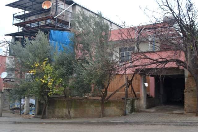 Cani Baba, Kızını Uykusunda Öldürüp Oğlunu Aradı Cani Baba, 18 Yaşındaki Kızını Uykusunda Katledip Oğlunu Aradı