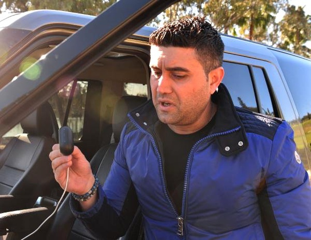 Talihsiz Sürücü Cipinin Nasıl Soyulduğunu Anlamadı: Cam Kırılmamış, Kapıda Oynama Yok