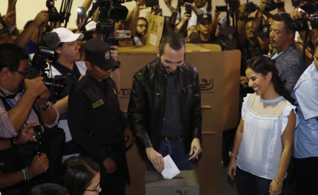 El Salvador'da Yapılan Devlet Başkanlığı Seçimini Osmanlı Torunu Nayib Bukele Kazandı