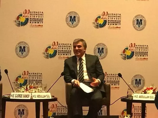 Abdullah Gül: İktidardakiler Popülizm Yaparsa Çok Tehlikeli Olur