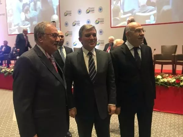 Abdullah Gül: İktidardakiler Popülizm Yaparsa Çok Tehlikeli Olur