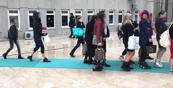 Dansçı Olarak Getirilip, Konsomatrislik Yaptırılan Yabancı Uyruklu 66 Kadın Kurtarıldı