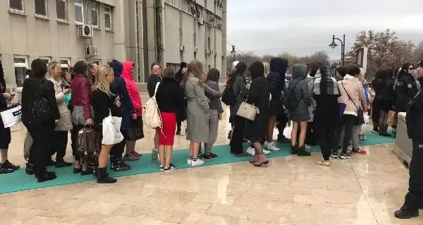 Dansçı Olarak Getirilip, Konsomatrislik Yaptırılan Yabancı Uyruklu 66 Kadın Kurtarıldı