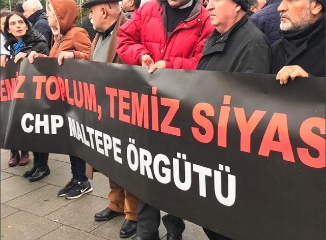 Kılıçdaroğlu Maltepe'de Hemşehrisini Aday Gösterdi, İlçe Örgütü Ankara'ya Doğru Yürüyüşe Geçti