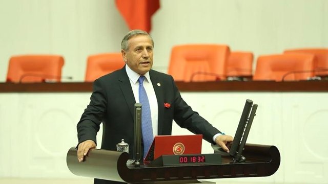 CHP'nin Tartışmalı Adayı Mehmet Fatih Bucak, Aday Tanıtım Toplantısında Sahneye Çıkmadı