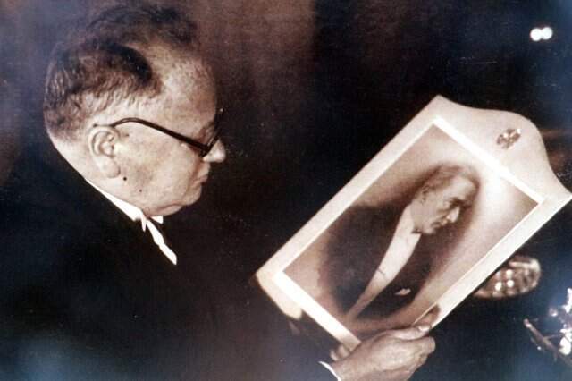 Suikaste Kurban Giden Rusya'nın Ankara Büyükelçisi Karlov'un, Atatürk Hayranı Olduğu Ortaya Çıktı Suikaste Kurban Giden Rusya'nın Ankara Büyükelçisi Karlov'un, Atatürk Hayranı Olduğu Ortaya Çıktı