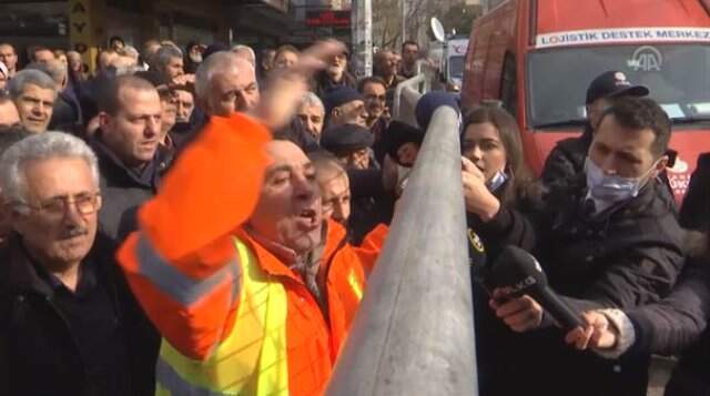 Vatandaşlardan Kartal Belediye Başkanı'na Sert Tepki Vatandaşlardan Kartal Belediye Başkanı'na Sert Tepki: Allah Büyüktür