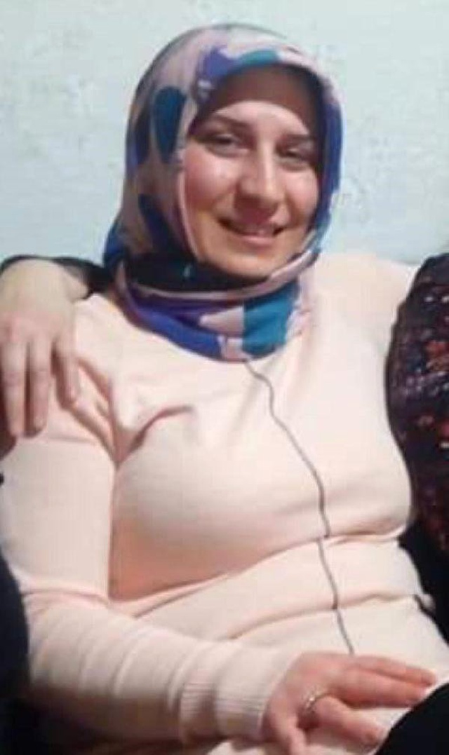 Annesini Öldüren Babasından Şikayetçi Olmayan Çocuk: Annemin Bir Erkekle Mesajlaştığını Gördüm
