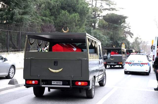 Helikopter Kazasında Şehit Olan Askerlerin Cenazeleri Memleketlerine Uğurlandı Helikopter Kazasında Şehit Olan Askerlerin Cenazeleri Memleketlerine Uğurlandı
