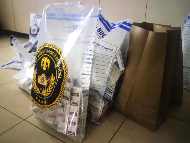  <a class='keyword-sd' href='/turkiye/' title='Türkiye'>Türkiye</a>'den Suriye'ye Kaçak Yollarla Götürülmek İstenen İlaçlar Yakalandı