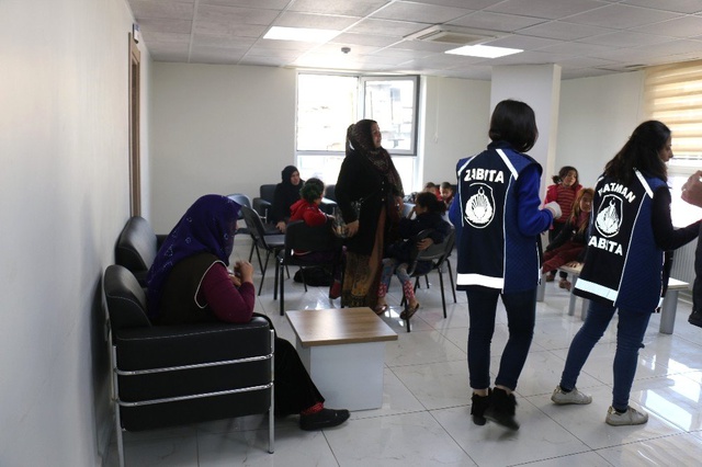 Dilencilerin Topladıkları Paraları Gizlediği Yer Görenleri Şaşkına Çevirdi
