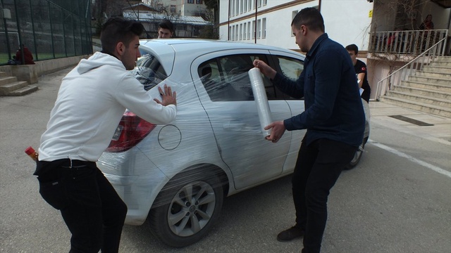 Emekliye Ayrılan Öğretmene, Öğrencilerinden Unutulmaz Uğurlama!