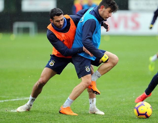 Fenerbahçe, Konyaspor Mesaisine Başladı