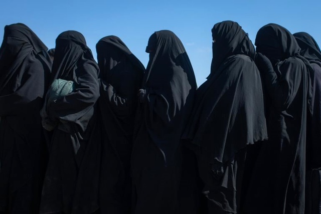 Suriye'de Işid Kontrolündeki Son Bölgede Yaşayan Aileler Kaçmaya Başladı