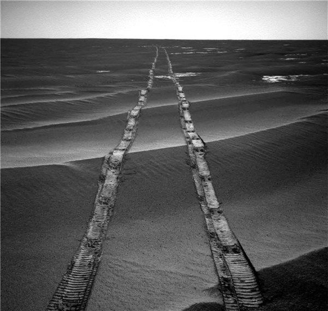 Yıllara Meydan Okuyan Emektar Mars Aracı Opportunity'nin Çektiği Önemli Fotoğraflar Yayınlandı