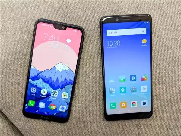 Çinliler Birbirine Girdi: Redmi ve Honor'un Savaşı Başladı