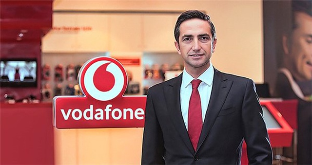 Vodafone Tv, Dünyaca Ünlü 3 Youtube Kanalını Bünyesine Kattı