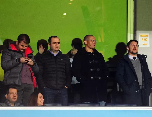 Fenerbahçeli Efsane Alex de Souza, Konyaspor Maçını Tribünde Takip Etti