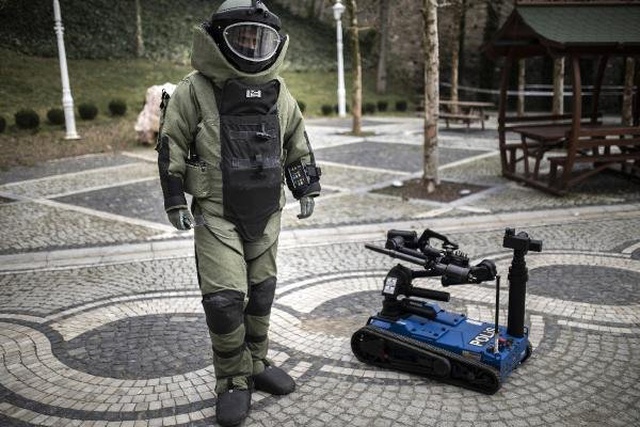 Yerli Bomba İmha Robotu 