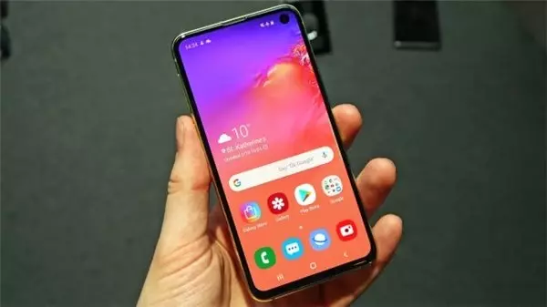 Samsung Galaxy S10e Tanıtıldı: İşte Fiyatı ve Özellikleri