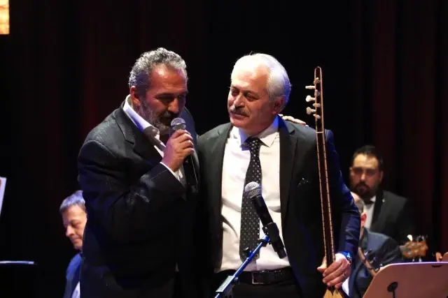 Yavuz Bingöl, Ali Kızıltuğ'un Anıldığı Konserde Gözyaşlarına Hakim Olamadı