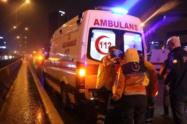 İstanbul'da 11 Araç Birbirine Girdi: 1 Ölü, 4 Yaralı