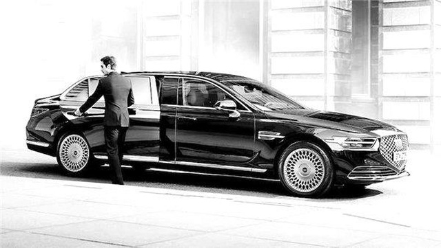 Koreli Üreticiden Muhteşem Limuzin: Genesis G90 Limousine