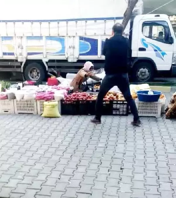 Saldırgan Kadın, Kendisini Taciz Ettiğini Öne Sürdüğü Adama Sokak Ortasında Kurşun Yağdırdı