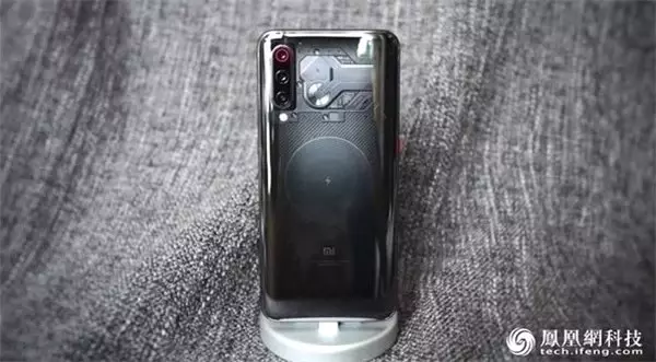 Xiaomi mi 9 Transparent Modelinin En Detaylı Görüntüleri Yayınlandı