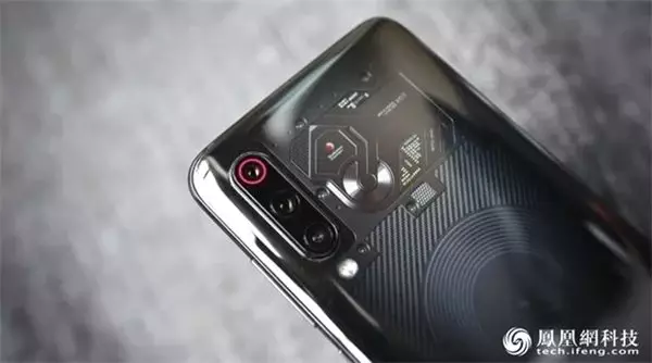 Xiaomi mi 9 Transparent Modelinin En Detaylı Görüntüleri Yayınlandı