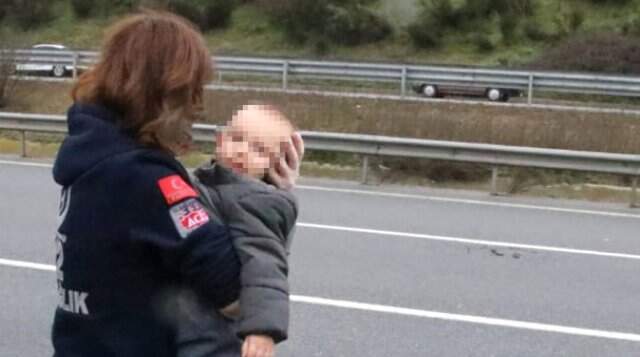 Tem Otoyolunda Feci Kaza: 2 Ölü, 1 Bebek Yaralı Korkunç Kazada, Anne-Baba Can Verirken Mucize Bebek Yaralı Olarak Kurtuldu