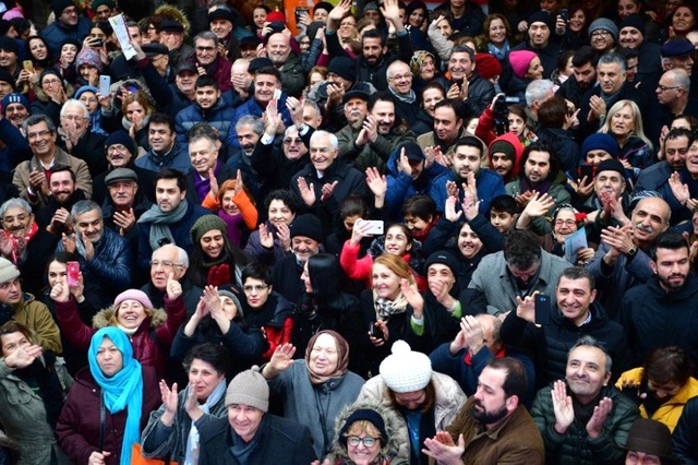 CHP'nin İstanbul Adayı Ekrem İmamoğlu'ndan Şişli'de Greve Giden Temizlik İşçilerine Çağrı