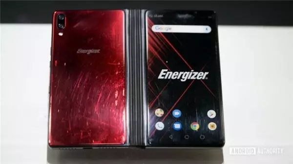 Energizer, 5g Bağlantıyı Destekleyen Katlanabilir Telefonu Power Max P8100s'i Tanıttı