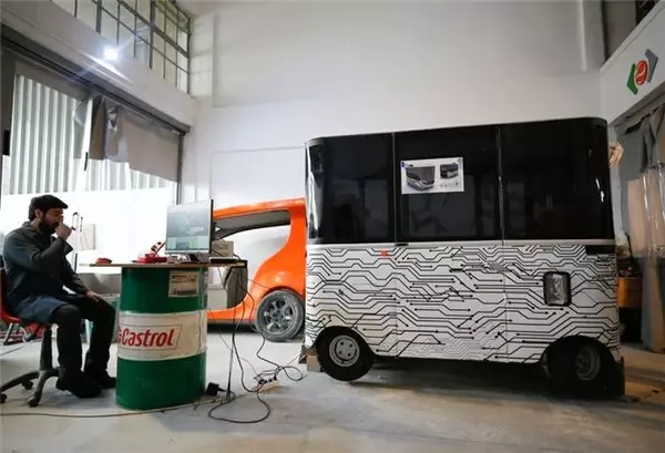 İki Türk Firması, Yerli Elektrikli ve Sürücüsüz Araç Geliştirdi