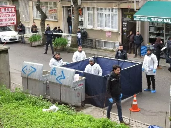 Kadıköy'de Çöp Konteynerinde Kadın Bacakları Bulundu