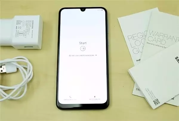 Samsung Galaxy Ailesinin Yeni Üyesi M30, Bugün Hindistan'da Tanıtıldı