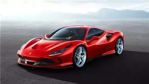 Ferrari'nin Yeni Asfalt Canavarı F8 Tributo Tanıtıldı