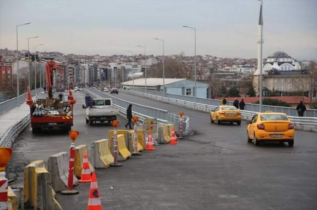 Haydarpaşa Köprüsü'nün Bir Bölümü Yaya ve Araç Trafiğine Açıldı