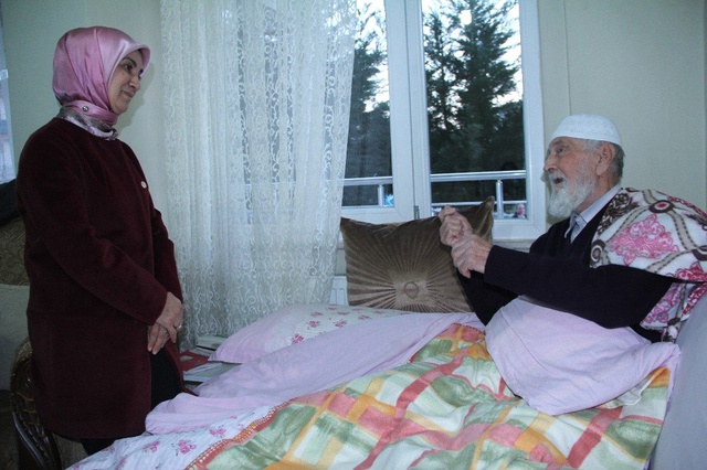 95'lik Mülayim Dede, Torun Sayısıyla AK Partili Vekili Şaşırttı