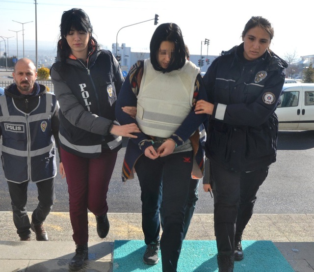 Genç Kadın, Cezaevinden İzinli Çıkan Eşini Patronu Olan Sevgilisine Öldürttü