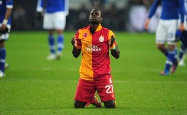 Eşinden Boşandıktan Sonra Bunalıma Giren Emmanuel Eboue, Çocukluk Aşkı ile Evlenme Kararı Aldı