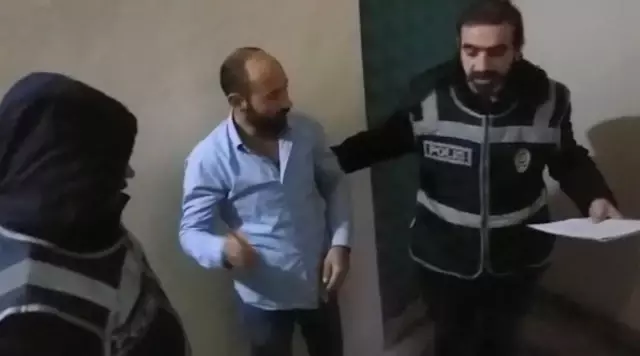 Şanlıurfa'da Aranan Şahıslara Operasyon! Yatağın Altından Çıktılar