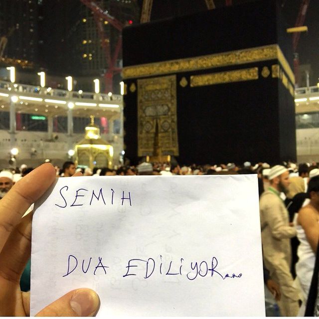 Kabe'de Dualı Selfie Çekmek Dinen Uygun mudur? Diyanet Açıkladı!