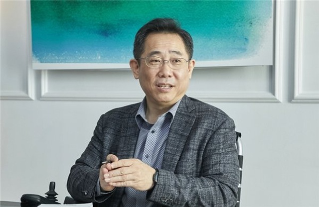 Hızını Alamayan Samsung, Esneyebilen Telefonlar Üretmeyi Planlıyor