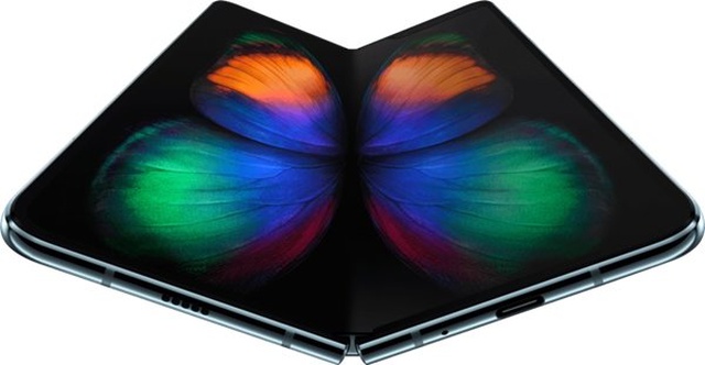 Samsung'dan Hızlı Başlangıç: Şirket, Apple ve Google İçin Katlanabilir Ekran Üretecek