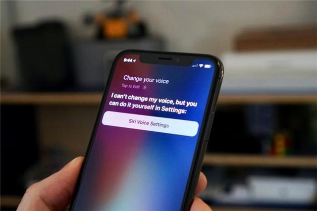 Apple, Siri Şikayetlerini Üst Birimlere İletecek Analistler Alacak