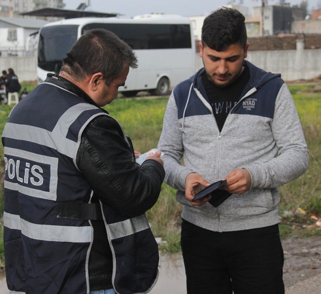 Cono Aşireti'nin Yaşadığı Mahalle Ablukaya Alındı! Kimlik Göstermeyen İçeri Alınmıyor