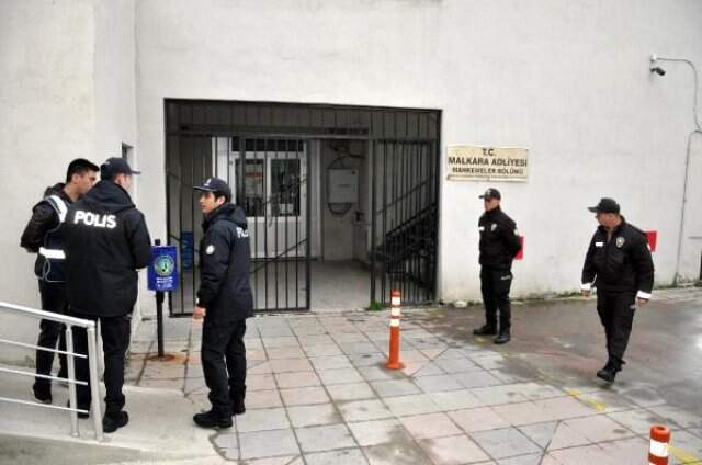 Hamallık Yapan Sapık, Zihinsel Engelli Erkek Çocuğuna Cinsel İstismarda Bulundu Hamallık Yapan Sapık, Zihinsel Engelli Erkek Çocuğuna Cinsel İstismarda Bulundu